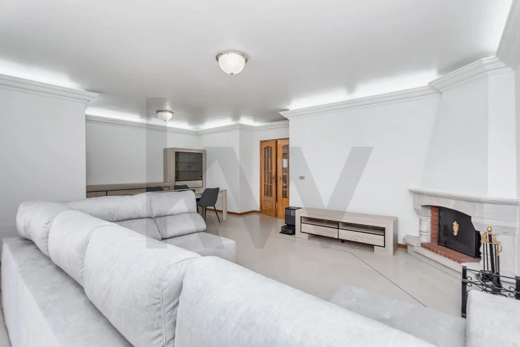 Apartamento T3 para Venda em Queluz e Belas Foto 10
