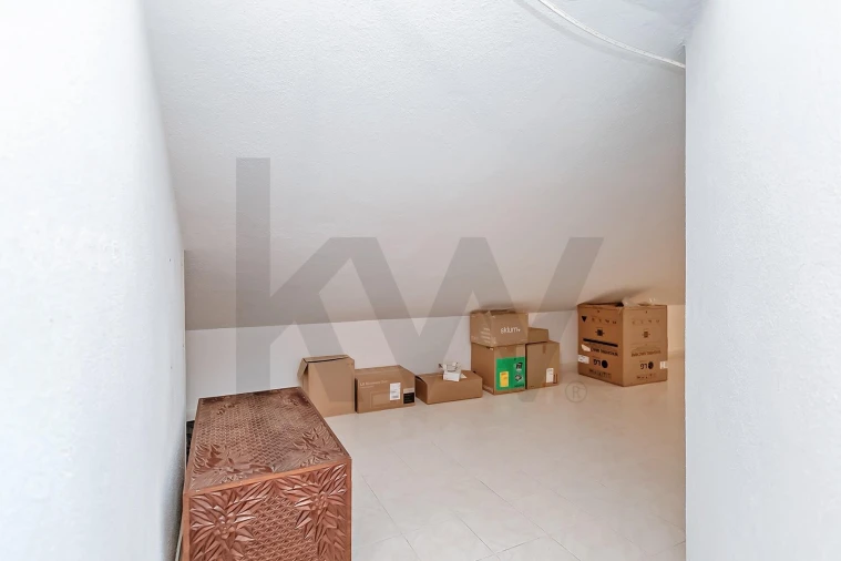 Apartamento T3 para Venda em Queluz e Belas Foto 44