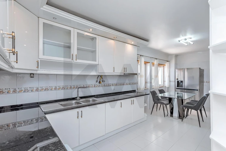 Apartamento T3 para Venda em Queluz e Belas Foto 20