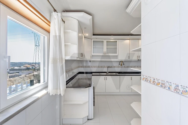 Apartamento T3 para Venda em Queluz e Belas Foto 22