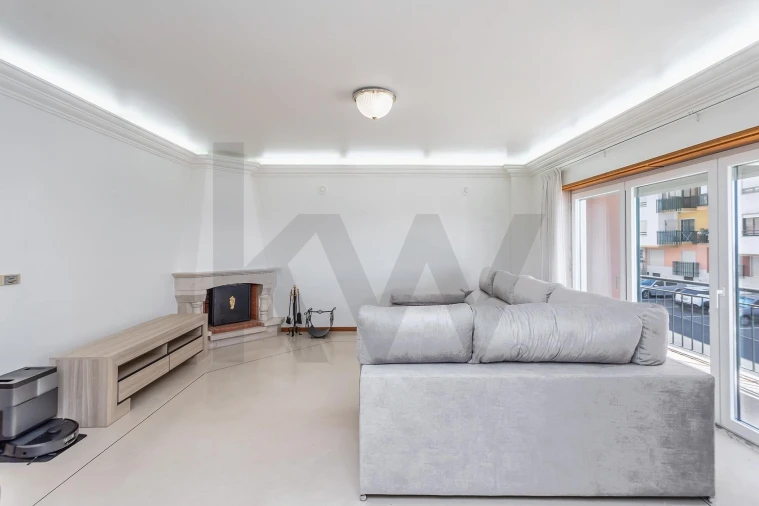 Apartamento T3 para Venda em Queluz e Belas Foto 12