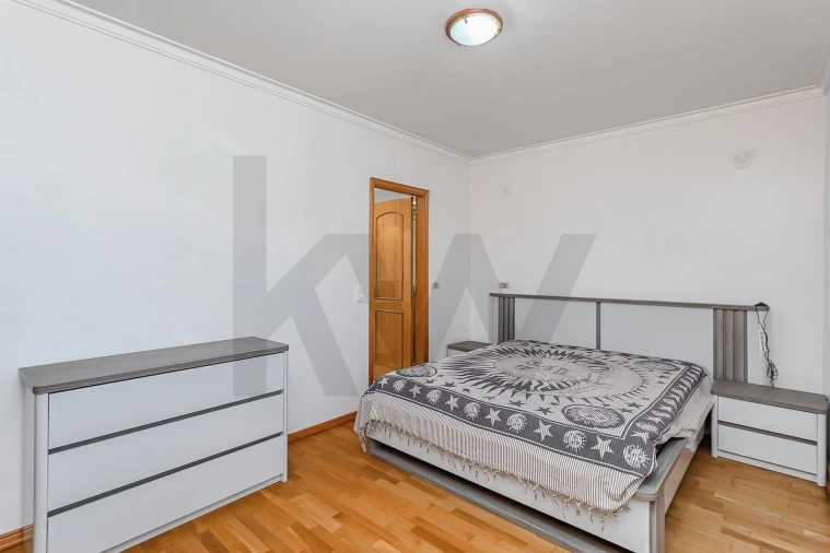 Apartamento T3 para Venda em Queluz e Belas Foto 29