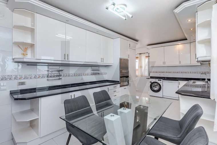 Apartamento T3 para Venda em Queluz e Belas Foto 21