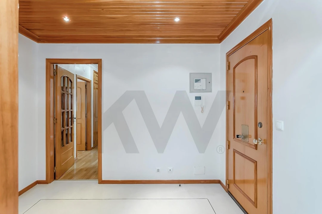 Apartamento T3 para Venda em Queluz e Belas Foto 27