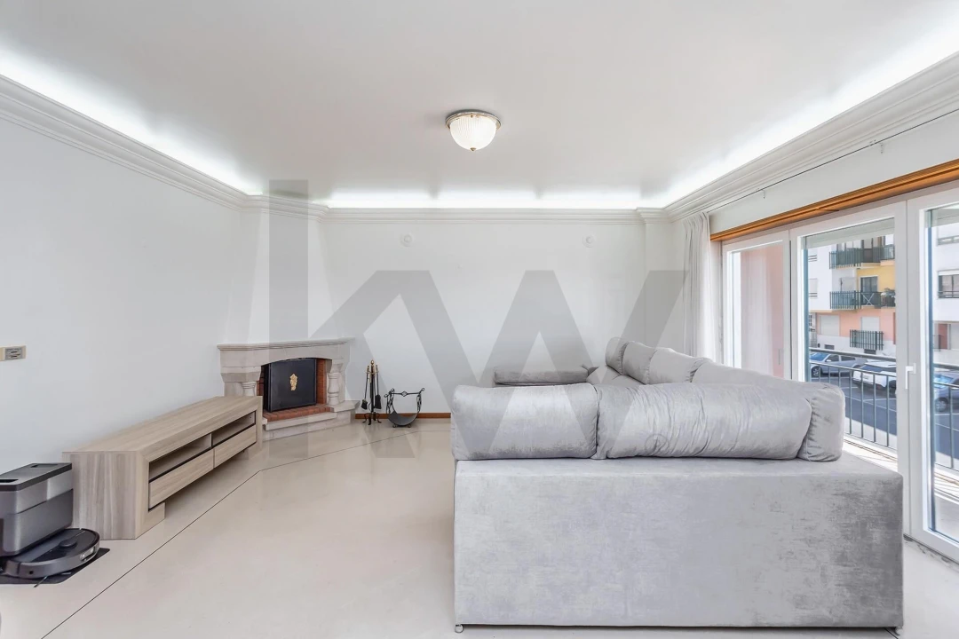 Apartamento T3 para Venda em Queluz e Belas Foto 12