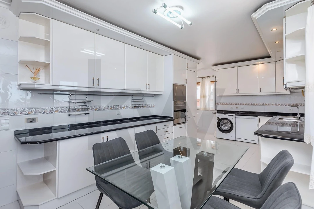 Apartamento T3 para Venda em Queluz e Belas Foto 21