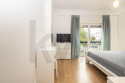 Apartamento T3 para Venda em Seixal, Arrentela e Aldeia de Paio Pires