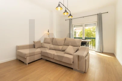 Apartamento T3 para Venda em Seixal, Arrentela e Aldeia de Paio Pires