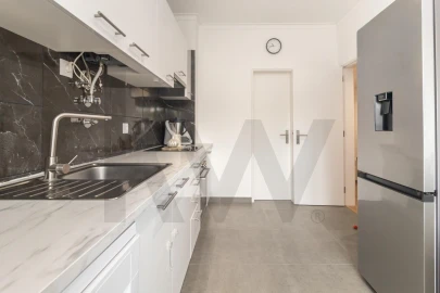 Apartamento T3 para Venda em Seixal, Arrentela e Aldeia de Paio Pires
