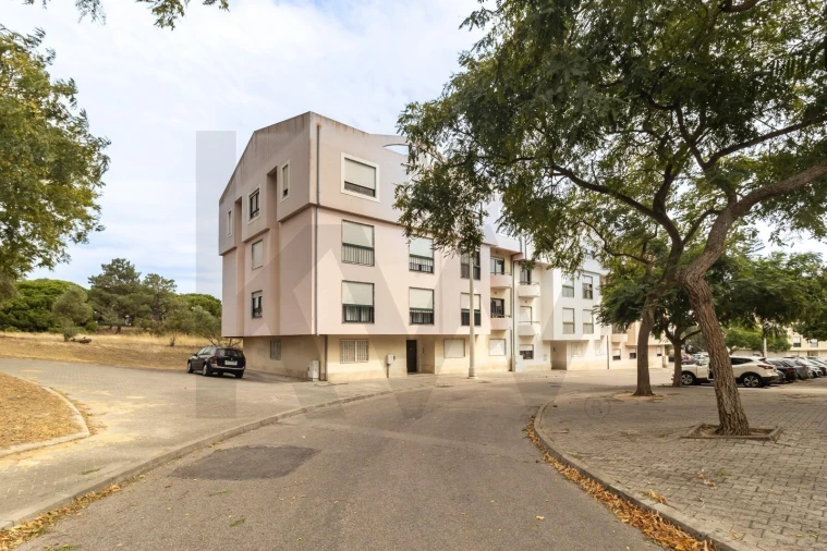 Apartamento T3 para Venda em Seixal, Arrentela e Aldeia de Paio Pires Foto 46