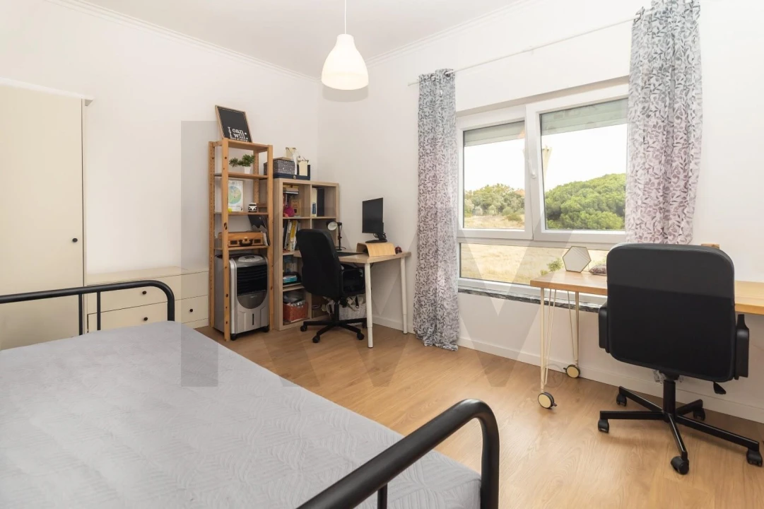Apartamento T3 para Venda em Seixal, Arrentela e Aldeia de Paio Pires Foto 20