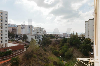 Apartamento T2 para Venda em Oeiras e São Julião da Barra, Paço de Arcos e Caxias