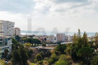 Apartamento T2 para Venda em Oeiras e São Julião da Barra, Paço de Arcos e Caxias