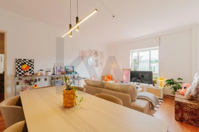 Apartamento T2 para Venda em Oeiras e São Julião da Barra, Paço de Arcos e Caxias