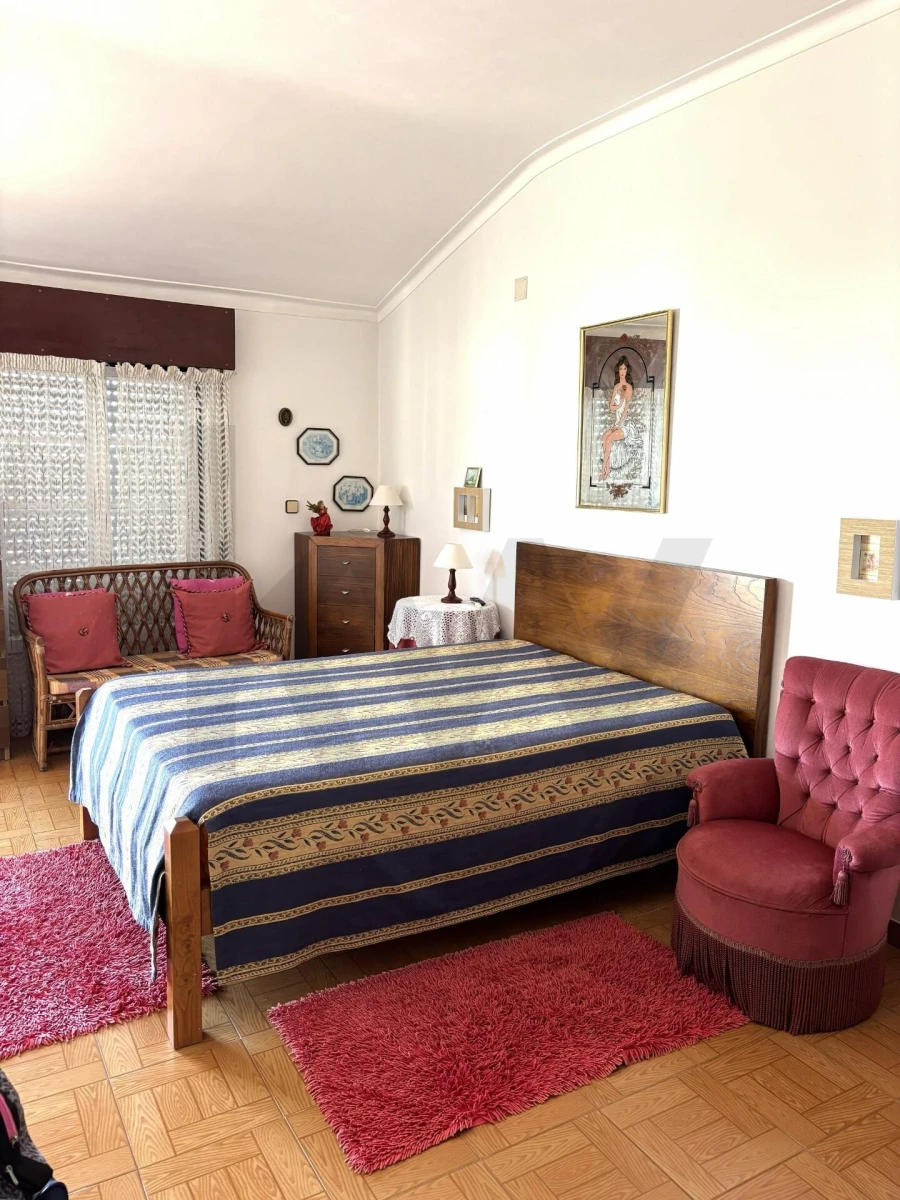 Apartamento T1 para Arrendamento em Silveira Foto 3