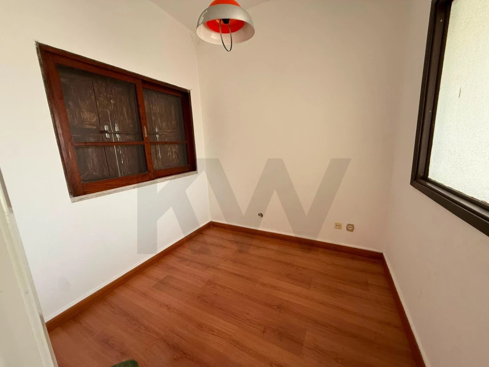 Apartamento T3 para Venda em Buarcos Foto 8