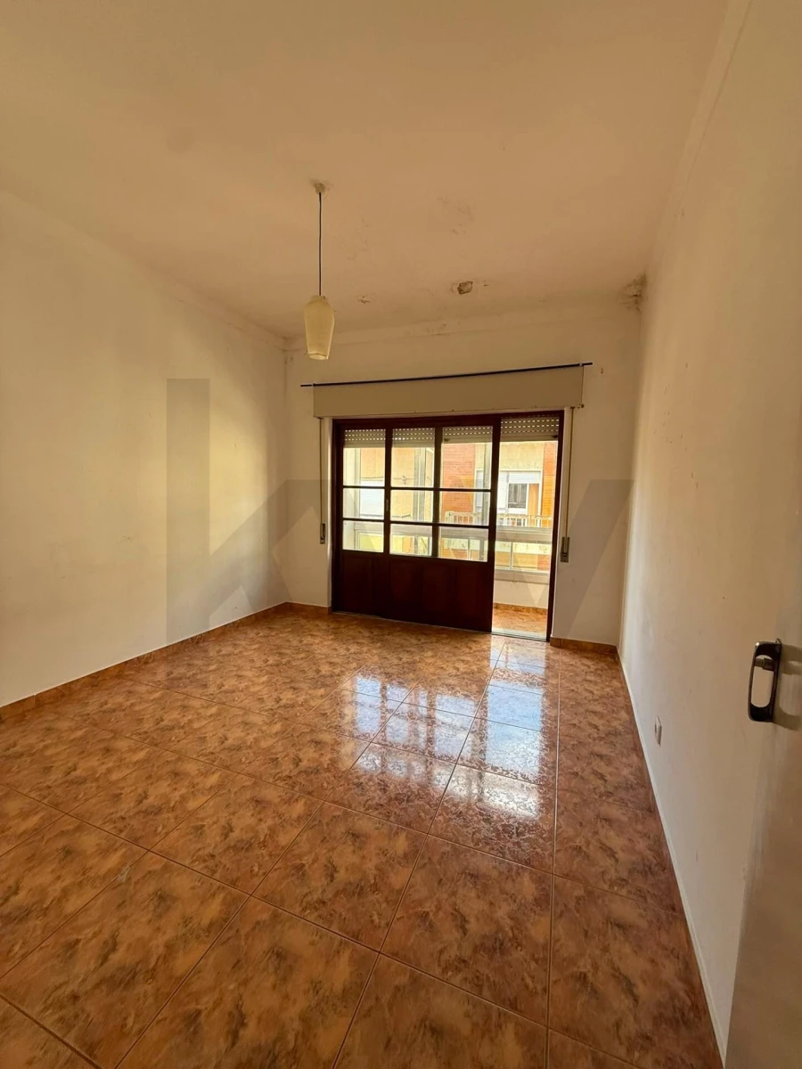 Apartamento T3 para Venda em Buarcos Foto 3