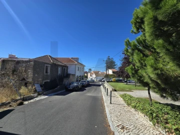 Moradia T3 para Venda em Carcavelos e Parede