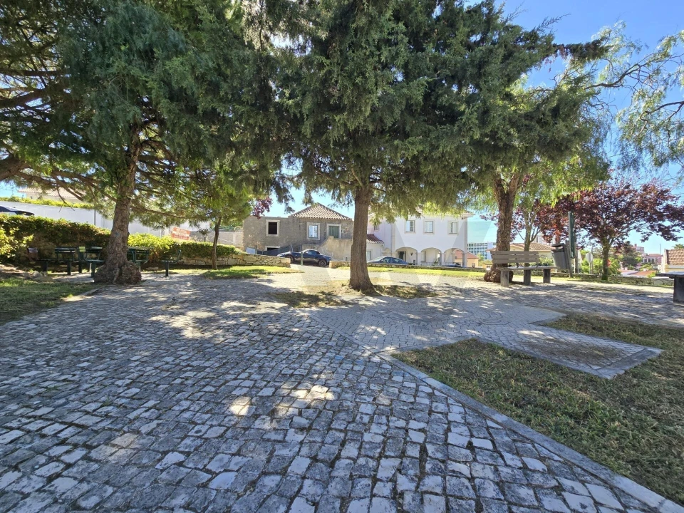 Moradia T3 para Venda em Carcavelos e Parede Foto 18
