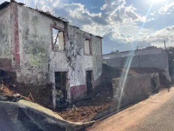 Moradia T3 para Venda em Ponta do Pargo