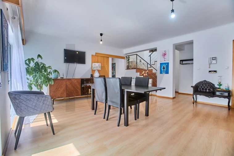 Apartamento T2 para Venda em Fajã de Baixo Foto 27