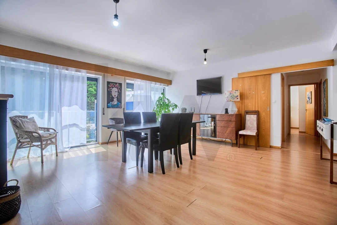 Apartamento T2 para Venda em Fajã de Baixo Foto 25
