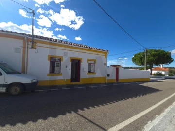 Moradia T3 para Venda em Arez e Amieira do Tejo