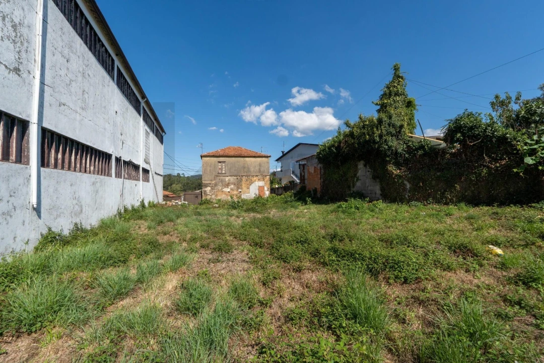 Moradia T2 para Venda em São Roque Foto 18