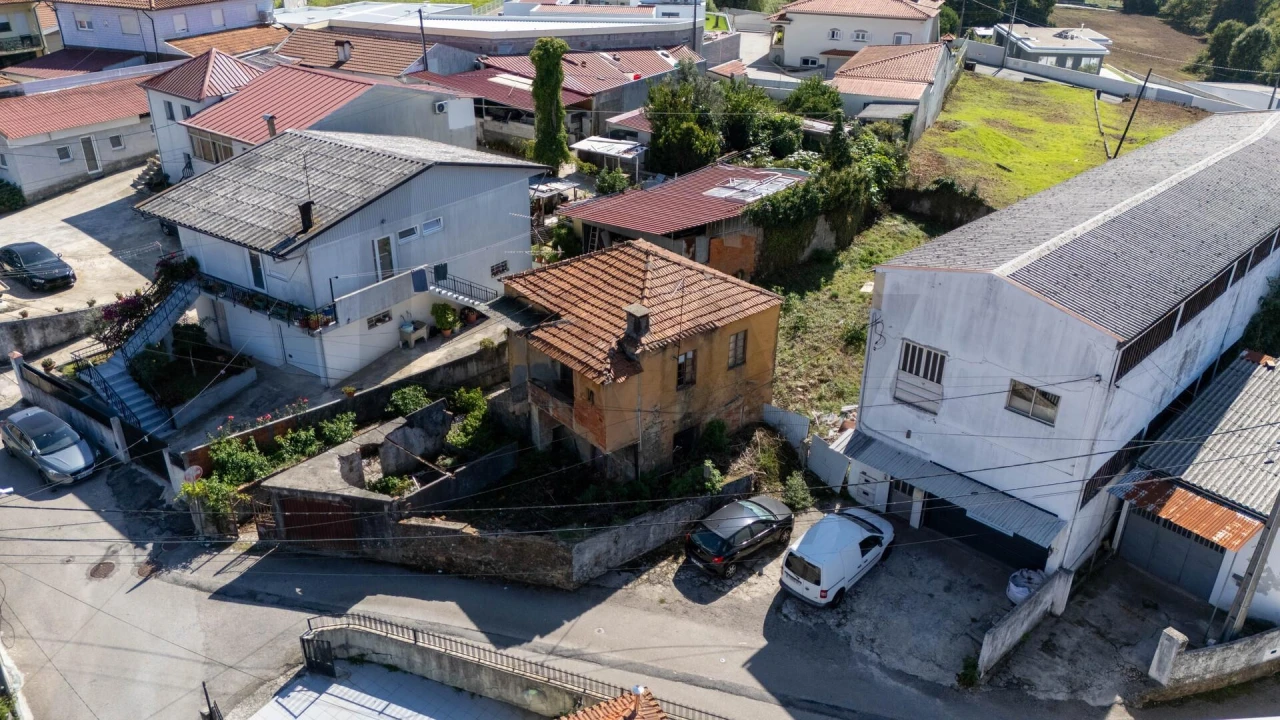 Moradia T2 para Venda em São Roque Foto 9