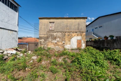 Moradia T2 para Venda em São Roque