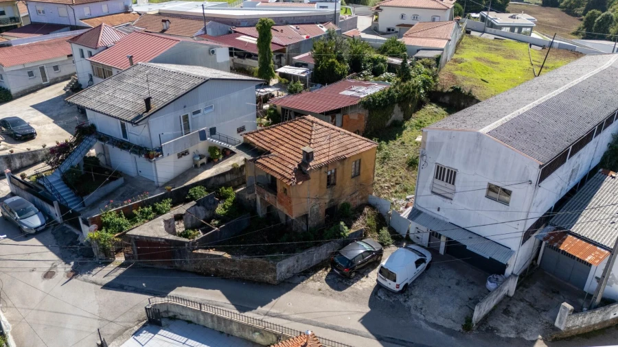 Moradia T2 para Venda em São Roque Foto 9
