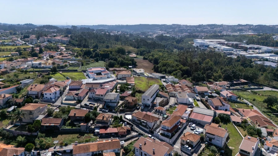 Moradia T2 para Venda em São Roque Foto 11