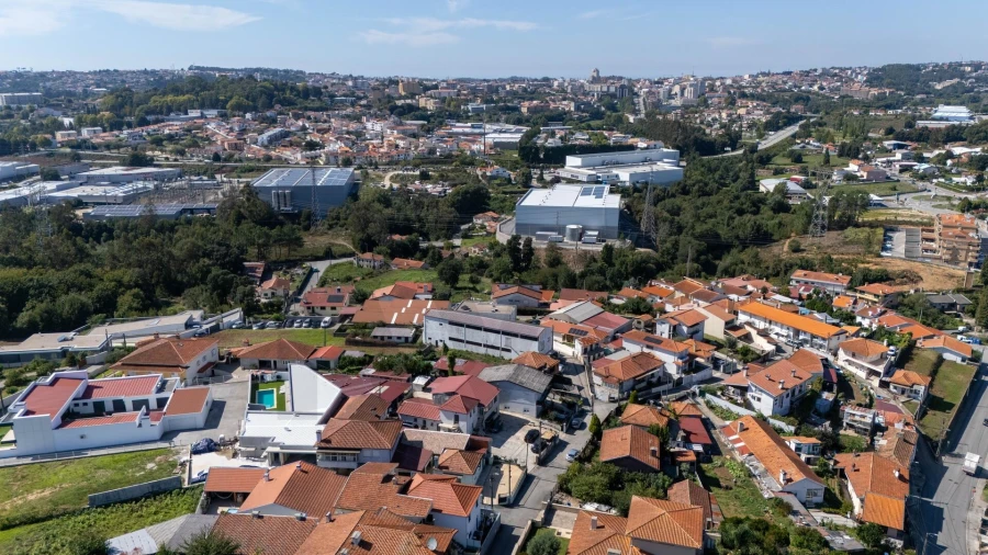 Moradia T2 para Venda em São Roque Foto 5