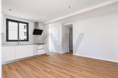 Apartamento T1 para Venda em Caniço
