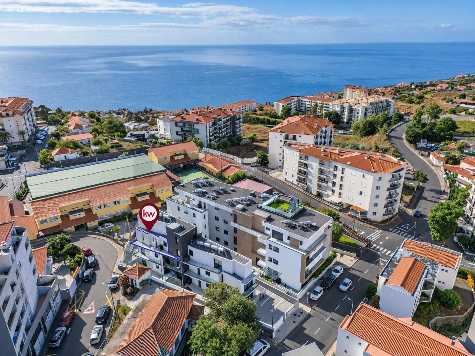 Apartamento T1 para Venda em Caniço Foto 26