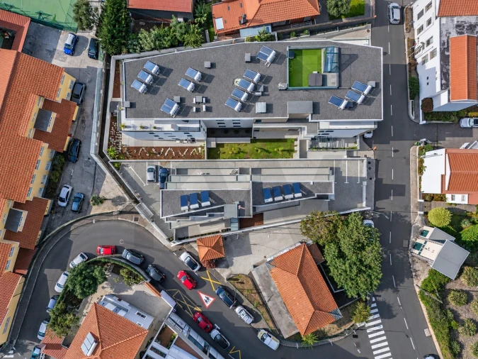 Apartamento T1 para Venda em Caniço Foto 30