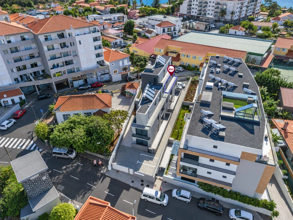 Apartamento T1 para Venda em Caniço Foto 38