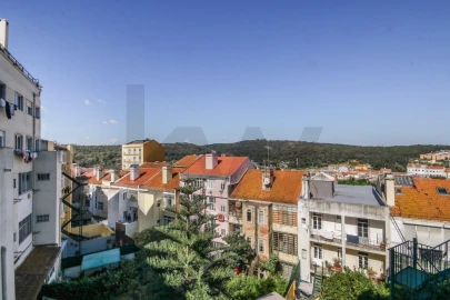 Apartamento T1 para Venda em Campo de Ourique