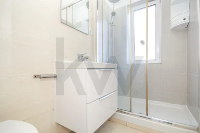 Apartamento T1 para Venda em Campo de Ourique