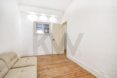Apartamento T1 para Venda em Campo de Ourique