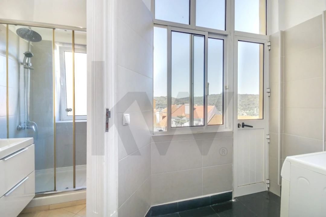 Apartamento T1 para Venda em Campo de Ourique Foto 14