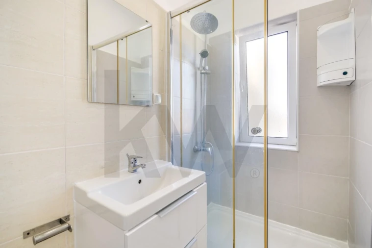 Apartamento T1 para Venda em Campo de Ourique Foto 11