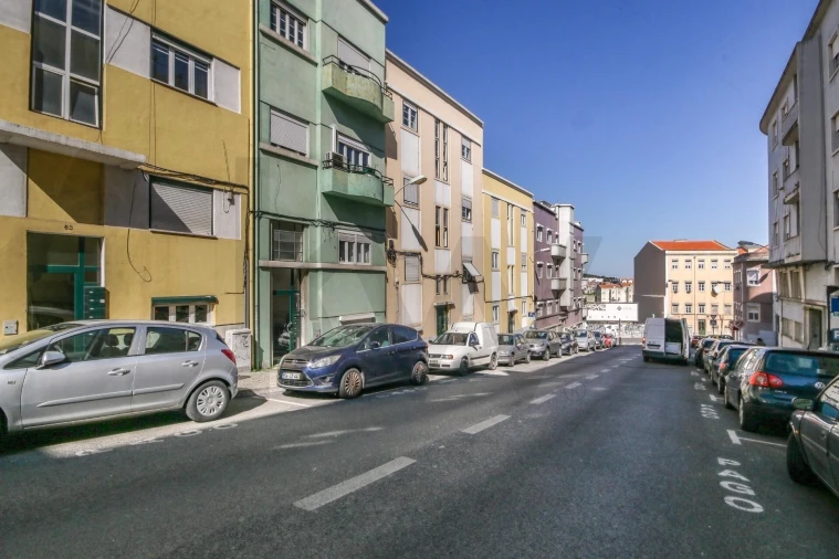 Apartamento T1 para Venda em Campo de Ourique Foto 21