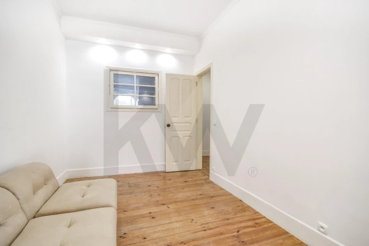 Apartamento T1 para Venda em Campo de Ourique Foto 7