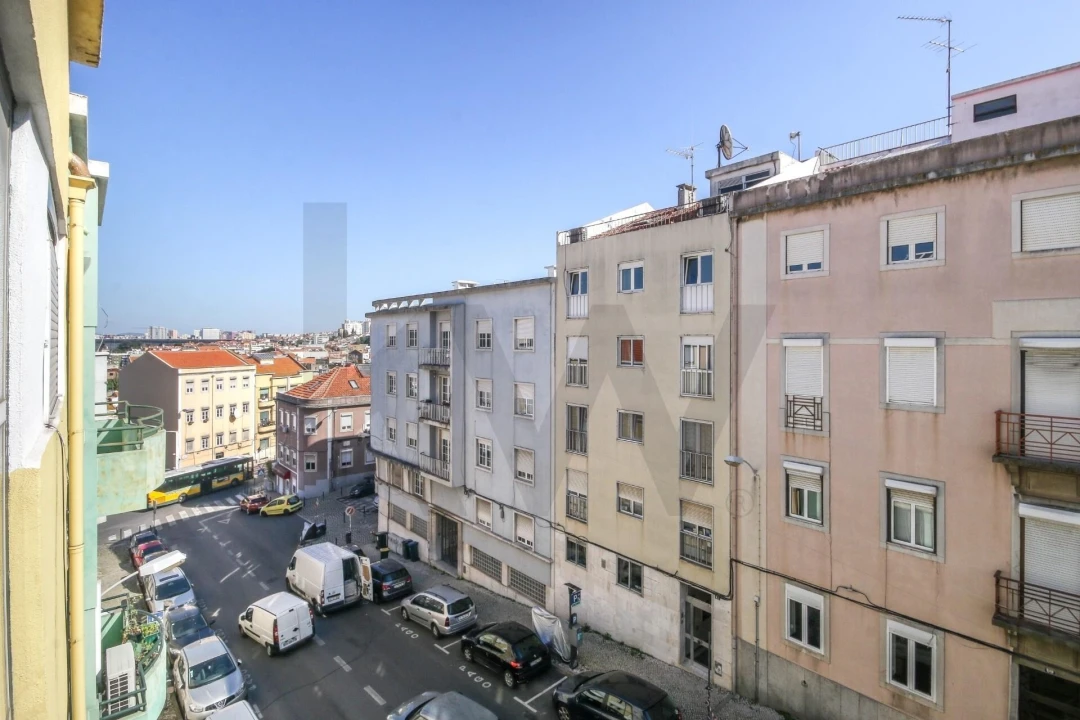 Apartamento T1 para Venda em Campo de Ourique Foto 18