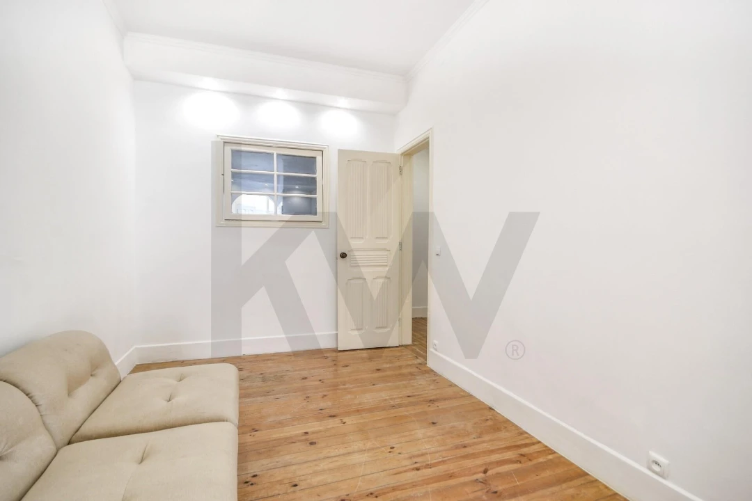 Apartamento T1 para Venda em Campo de Ourique Foto 7