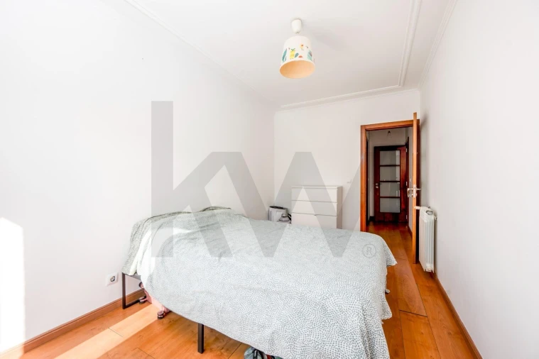 Apartamento T1 para Venda em Vila Franca de Xira Foto 11