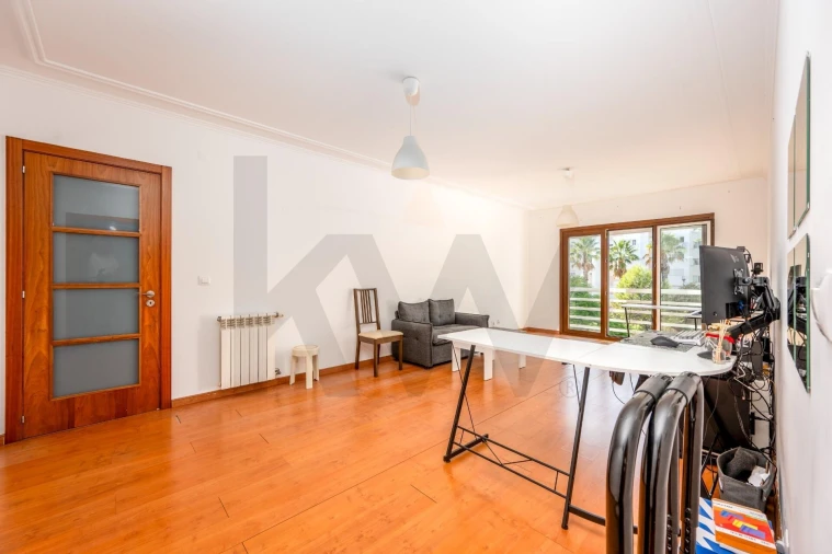 Apartamento T1 para Venda em Vila Franca de Xira Foto 7