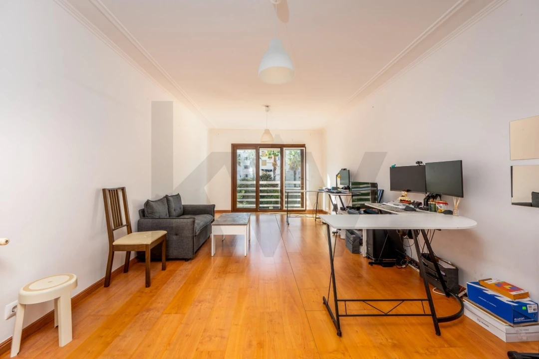 Apartamento T1 para Venda em Vila Franca de Xira Foto 6