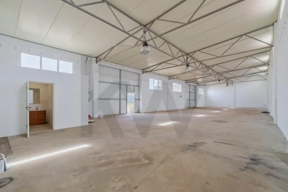 Armazém para Arrendamento em Sines